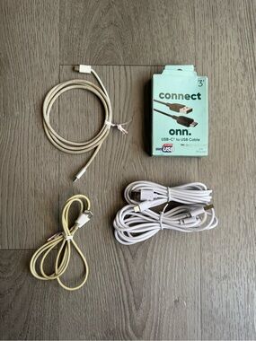 iPhone Cable & Chargers Lot